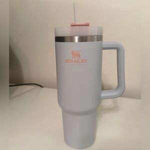 Stanley *RARE* Cloud 40oz. Quencher Tumbler- Like New, Never Used